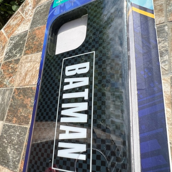 iPhone 13/13 Pro Batman DC Protective Phone Case Primark - Picture 2 of 2